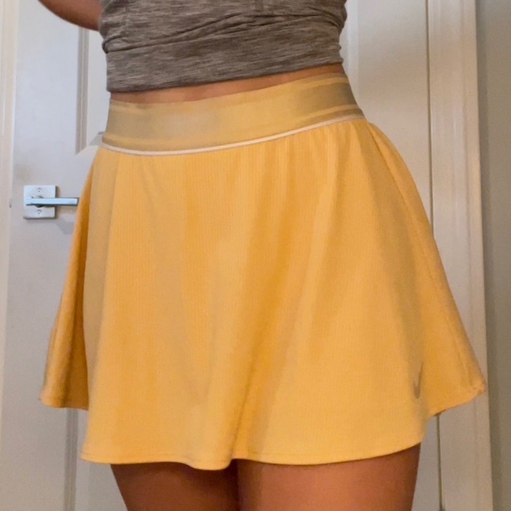 Nike dri fit skirt!!